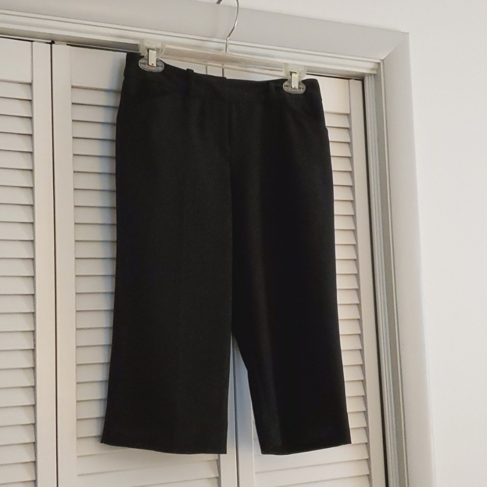 Worthington Petite ModernFit Capri Pants